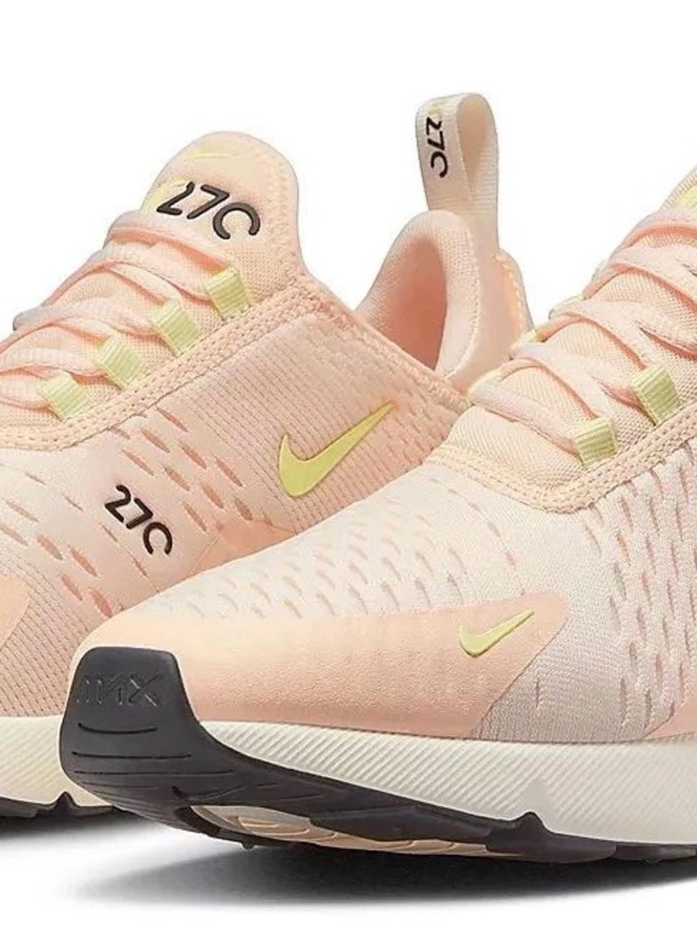 Nike Women's Peach and Lime Athletic Sneakers